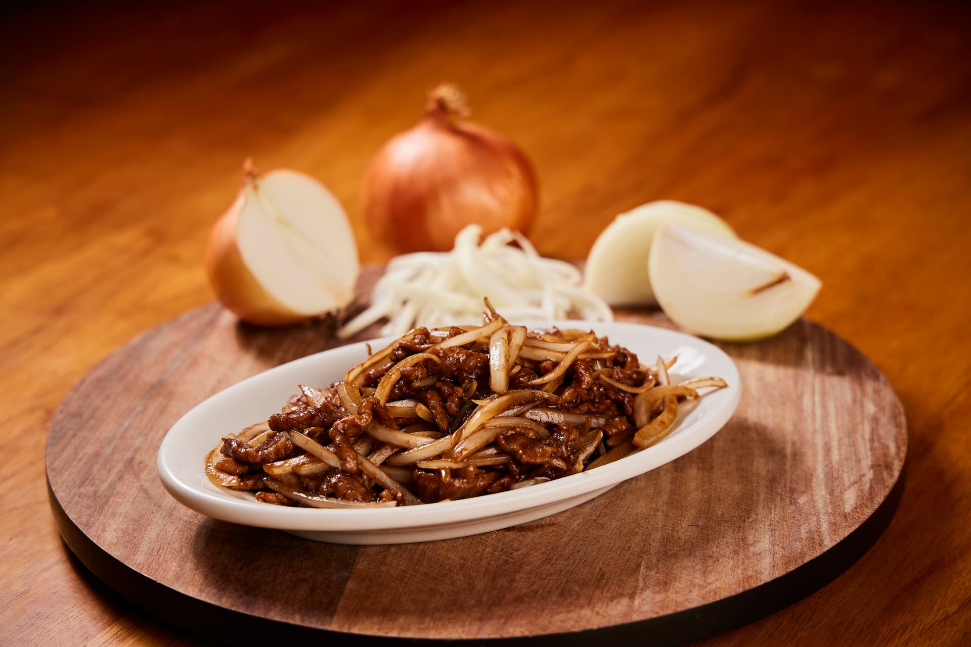Carne com cebola